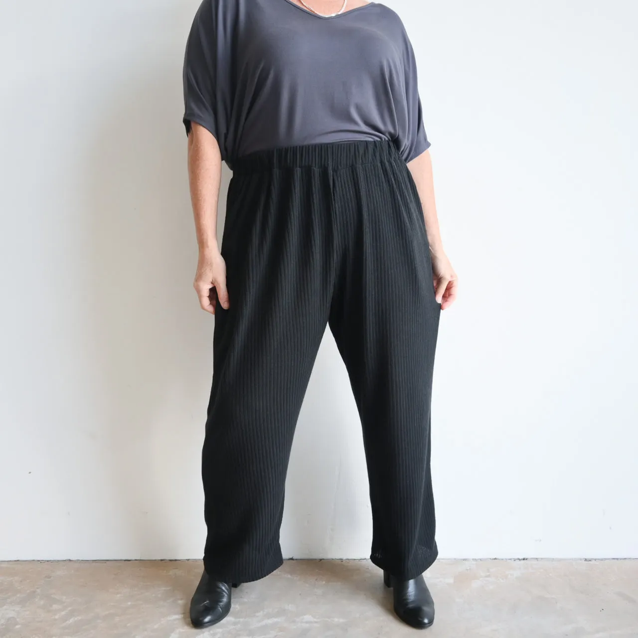 Ribbed Knit Lounge Pant