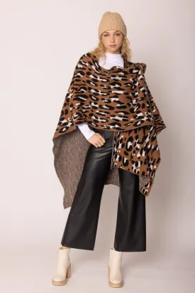 WCR420046 Leopard Knit Ruana With Shoulder Strap