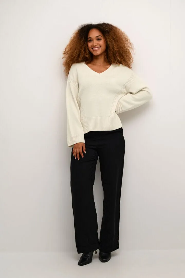 WINTER WHITE V NECK SWEATER